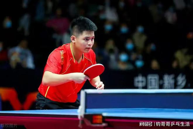 拜仁本赛季12轮保持不败，领跑积分榜，轰入44球，攻防俱佳，明日将迎战柏林联合。