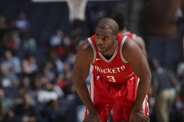 于根伟：今年我们外援的整体表现，我觉得应该能打到70分以上