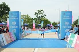 足球+音乐会，河南主帅拉莫斯当乐团指挥&阿奇姆彭等球员参加