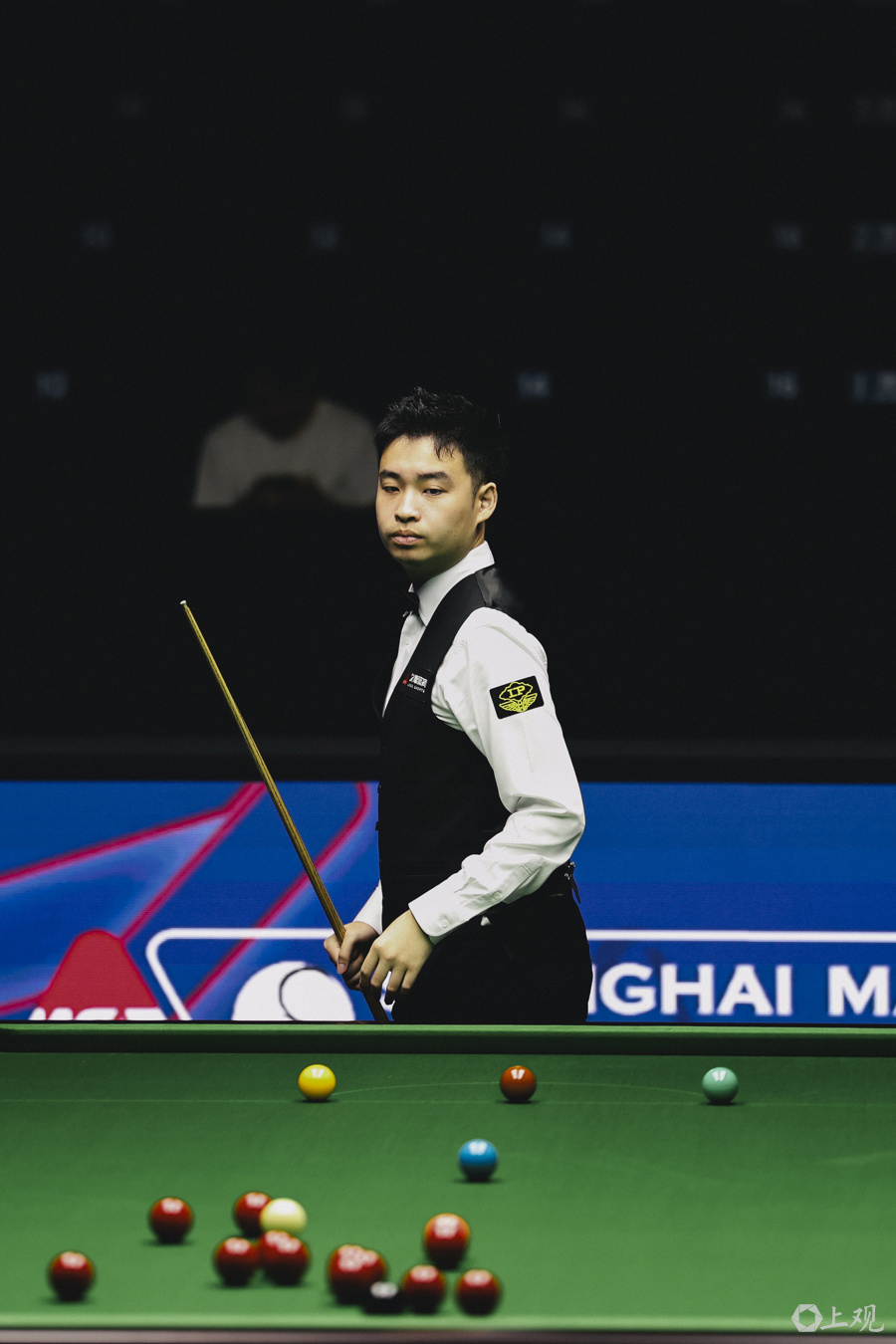 而他的新东 而他的新东